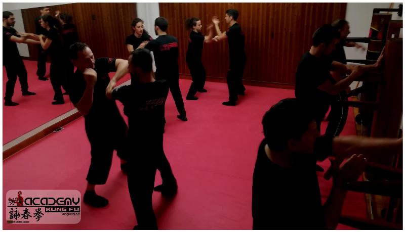 Kung Fu Academy di Master Sifu Salvatore Mezzone Accademia di Caserta Italia di Wing Chun Tjun Tsun, Tai Chi Quan e Chi Kung formazione istruttori e difesa personale
